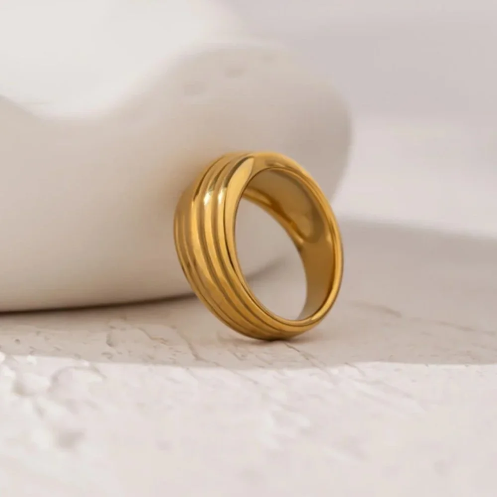 NEW 18K Gold Plated Textured Layer Ring